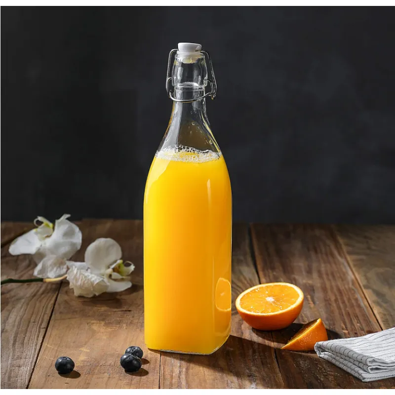 Leakproof Glass Water Bottle With Airtight Metal Clamp