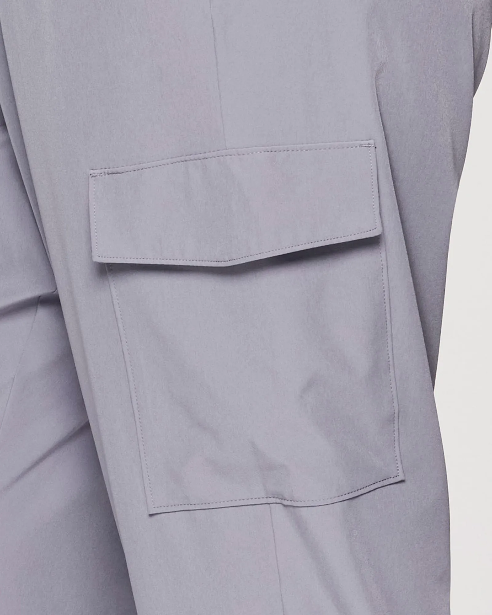 Plus Beyond the Studio Cargo Jogger | Dolphin Grey